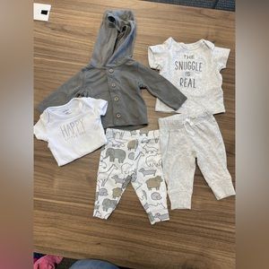 Newborn outfits